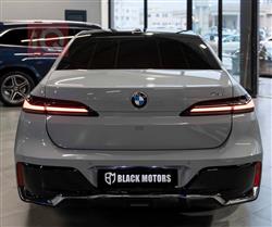 بي ام دبليو الفئة 7